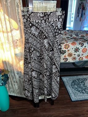 Brown and White Elephant Print Maxi Skirt